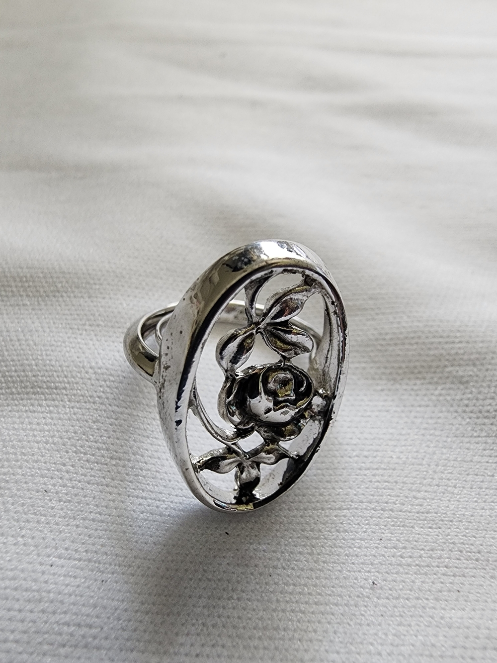 Floral Openwork Oval Silver Ring - Custom Jewelry